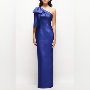 Alfred Sung Bow Detail One-Shoulder Satin Twill Column Gown